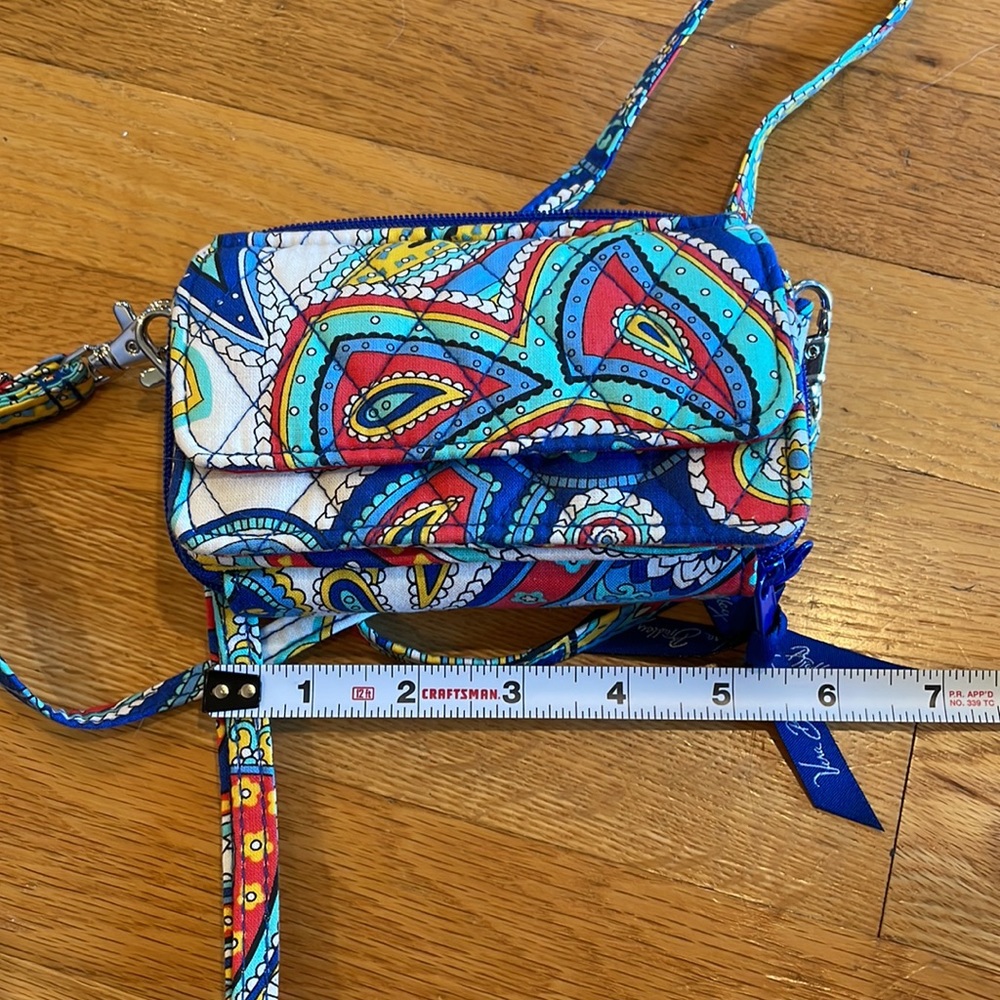 Vera Bradley Crossbody Wallet/wristlet - Picture 7 of 8